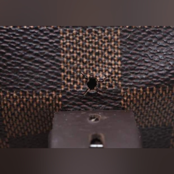 Louis Vuitton 'Chelsea' Damier Ebene (EUC) - Picture 14 of 15